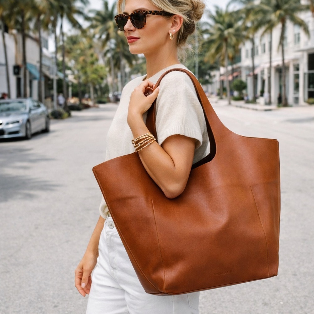 Everlane Triangle Tote | Vegan Cactus 🌵 Leather & Recycled Polyester | Lg Tote - Picture 2 of 7